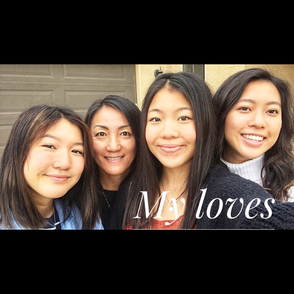 Meet your Posher, Debbie - Picture 5 of 8